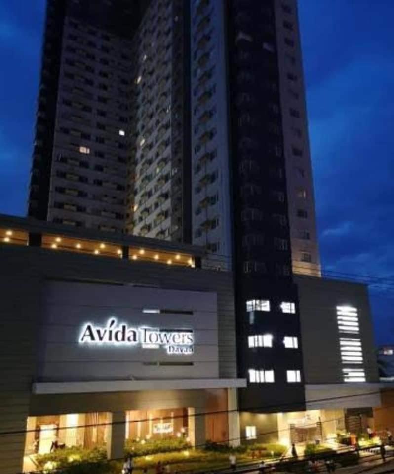 Nice Corner Ayala 1 Bedroom Condo At Heart Of Davao City With Hi Speed Wi Fi Internet Buitenkant foto