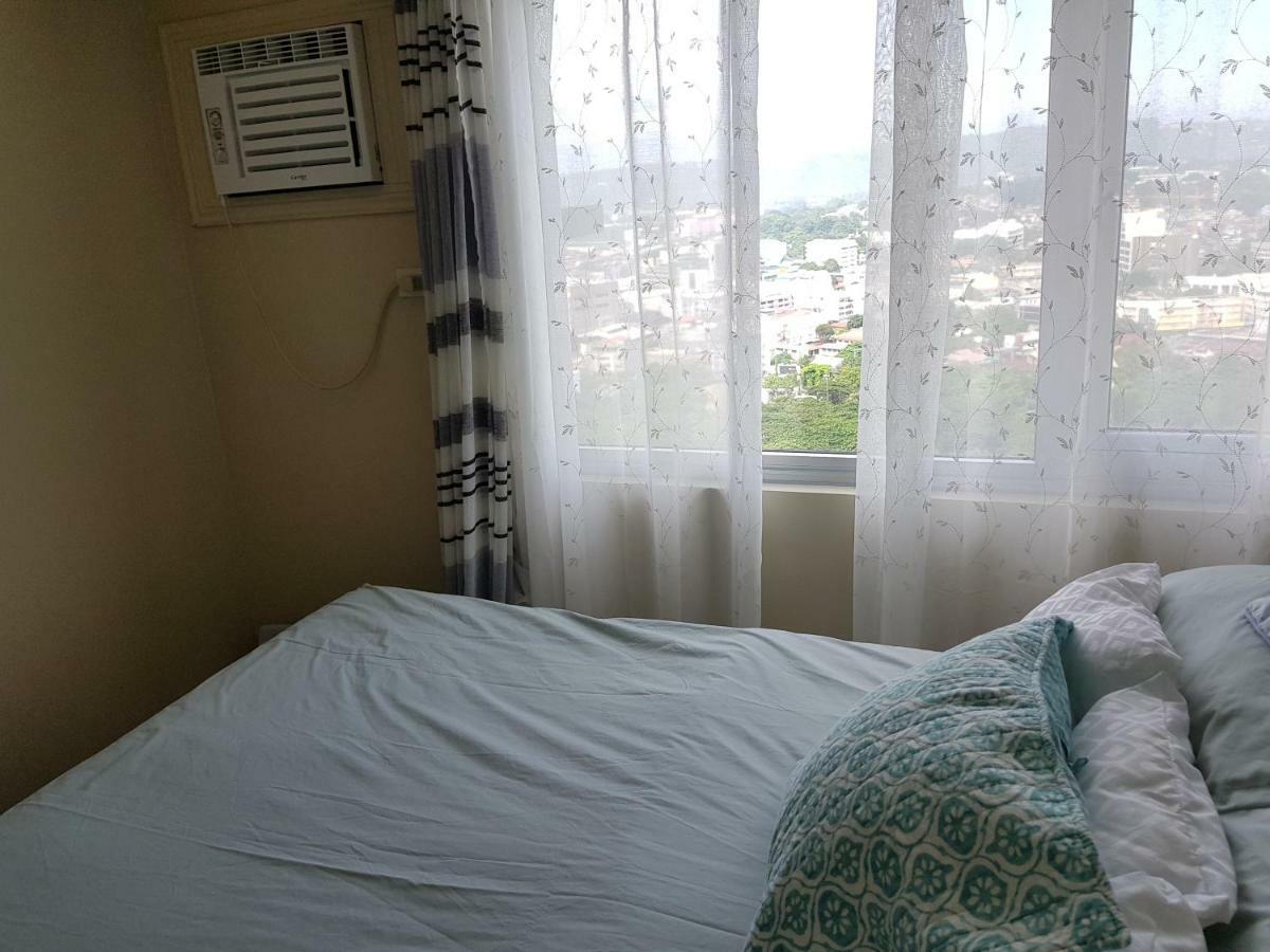 Nice Corner Ayala 1 Bedroom Condo At Heart Of Davao City With Hi Speed Wi Fi Internet Buitenkant foto
