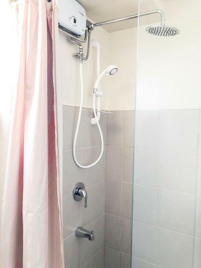 Nice Corner Ayala 1 Bedroom Condo At Heart Of Davao City With Hi Speed Wi Fi Internet Buitenkant foto